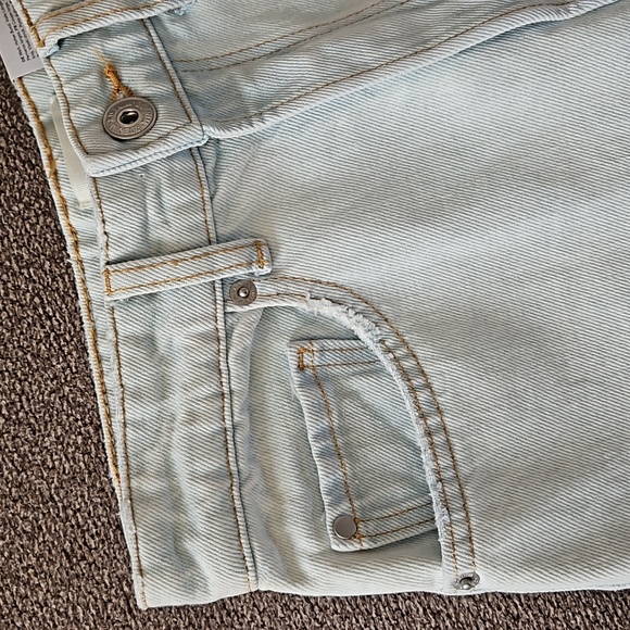 H&M wide leg high waist light wash distressed jeans - Picture 3 of 10